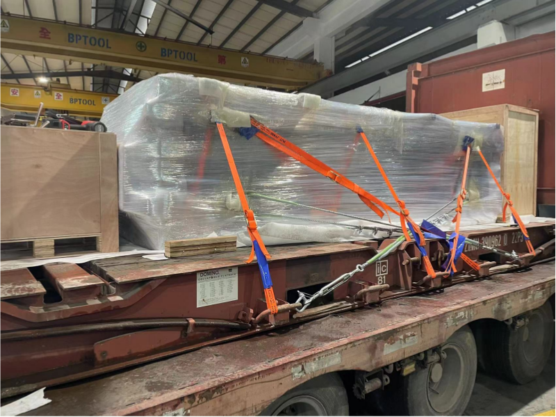 Final inspection checklist for heavy equipment lashing and securing